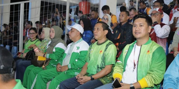 Walikota dan Wakil Walikota Kotamobagu Hadiri Pembukaan Porprov XII Sulut 2025 di Stadion Klabat