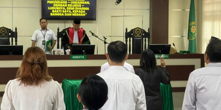 Ketua PN Kotamobagu Lantik Prima Stella Kayadoe sebagai Panitera